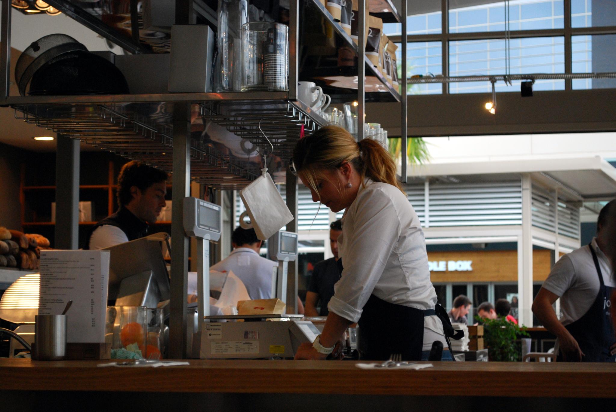 10 Shocking Customer Service Blunders That Escalated Quickly - 31West